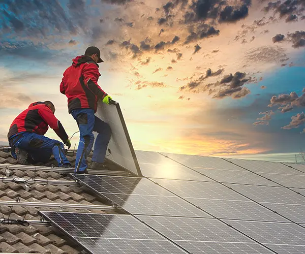 solartechnik-montage-symbolbild